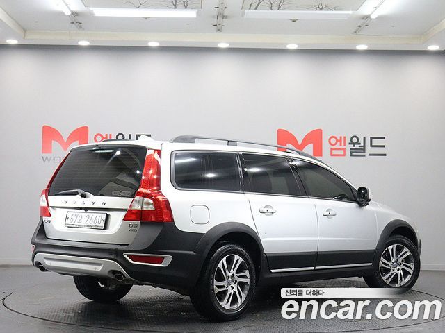 Volvo XC70 D5 3rd — пробег 330 250 км — фото 3 из 5