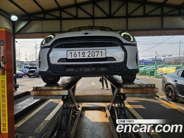 Mini Cooper Convertible из Кореи Encar