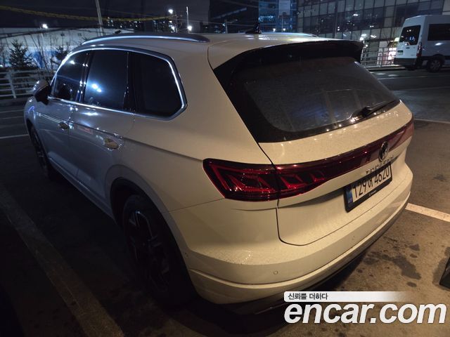Volkswagen Touareg из Кореи Encar