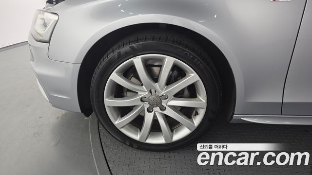 Audi A4 из Кореи Encar