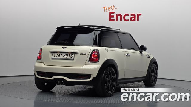 Mini Cooper из Кореи Encar