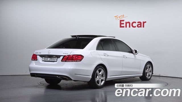 Mercedes-Benz E-Class E250 CDI 4MATIC — пробег 90 310 км — фото 2 из 5