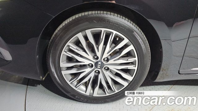 Kia K7 из Кореи Encar