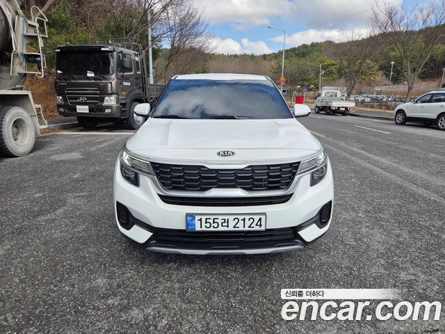 Kia Seltos из Кореи Encar
