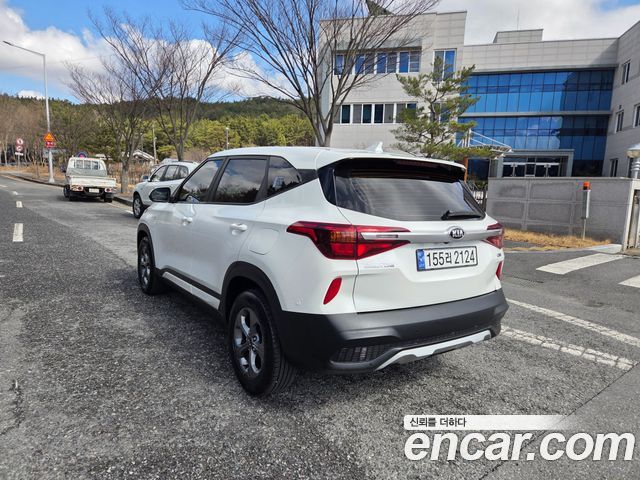 Kia Seltos из Кореи Encar