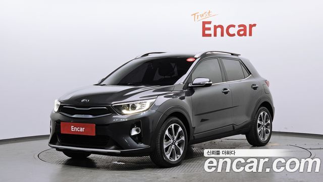 Kia Stonic из Кореи Encar