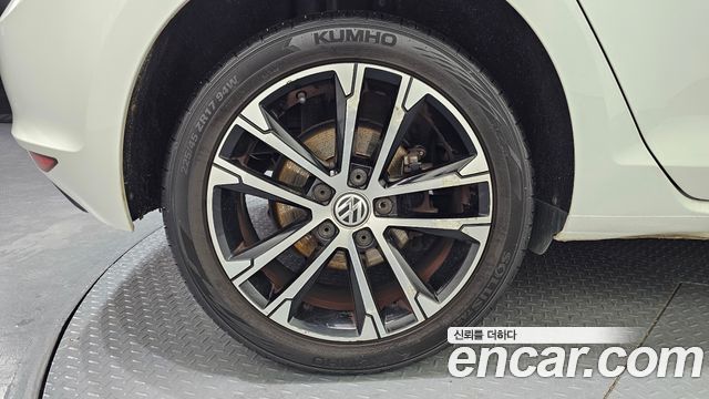 Volkswagen Golf из Кореи Encar