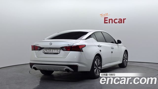 Nissan Altima из Кореи Encar