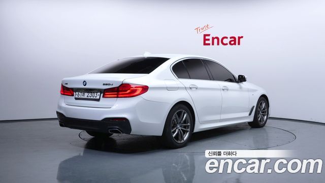 BMW 5-Series 520d xDrive M Sport Package Plus — пробег 106 220 км — фото 2 из 5
