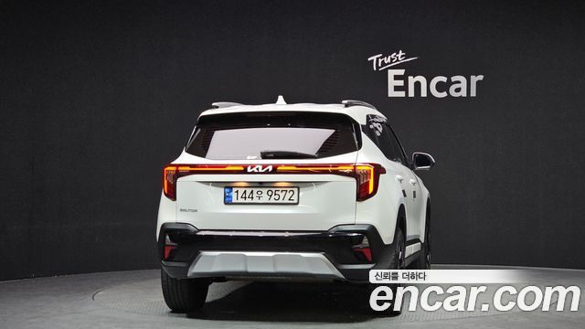 Kia Seltos из Кореи Encar