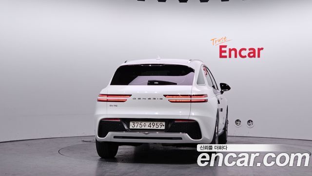 Genesis GV70 из Кореи Encar