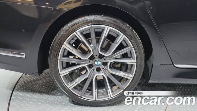 BMW 7-Series из Кореи Encar