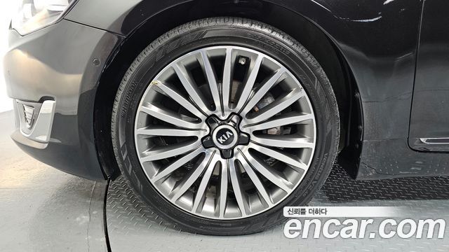Kia K7 из Кореи Encar