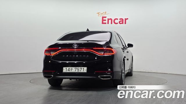 Hyundai Grandeur из Кореи Encar