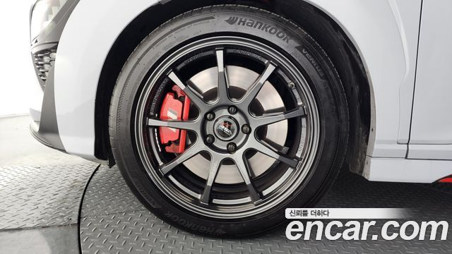 Hyundai Kona из Кореи Encar