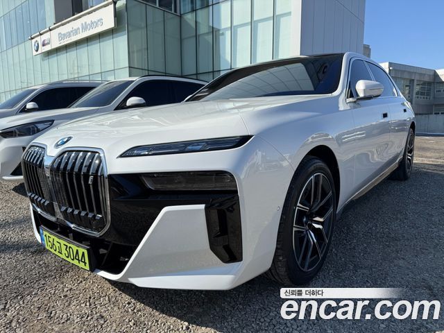 BMW i7 из Кореи Encar