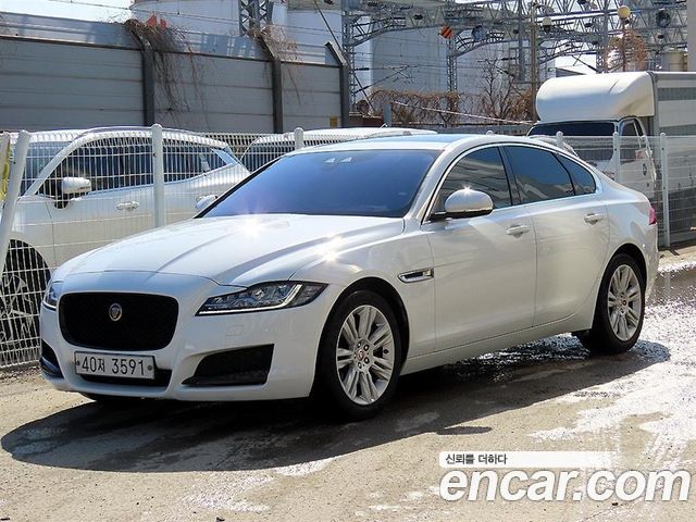 Jaguar XF 20d Portfolio — пробег 95 518 км — фото 2 из 5