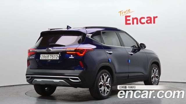 Kia Seltos из Кореи Encar