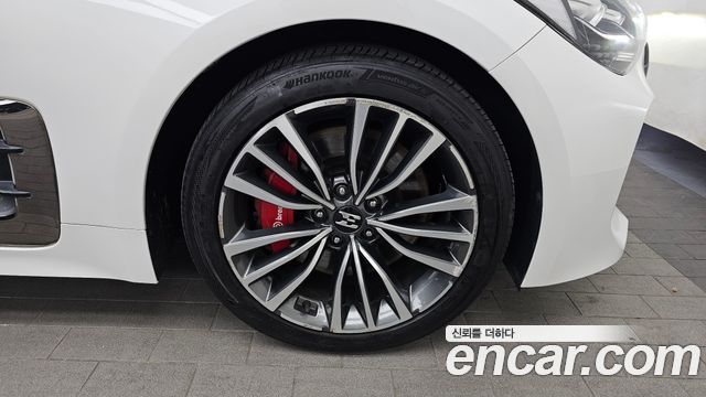 Kia Stinger из Кореи Encar