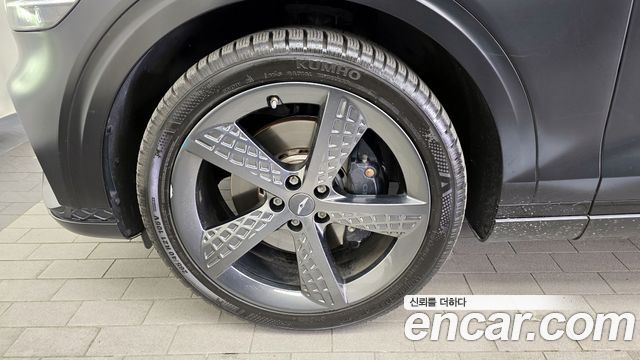 Genesis GV70 из Кореи Encar