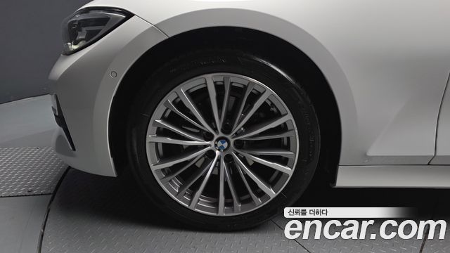 BMW 3-Series из Кореи Encar