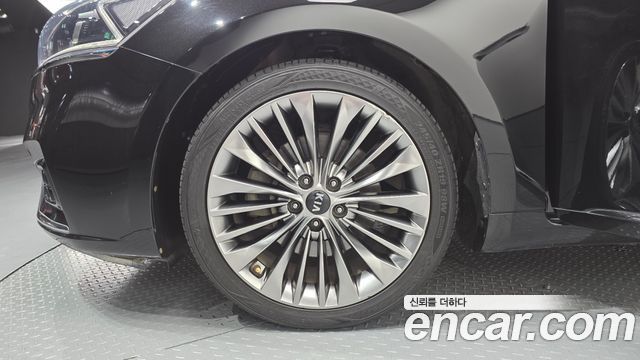 Kia K7 из Кореи Encar