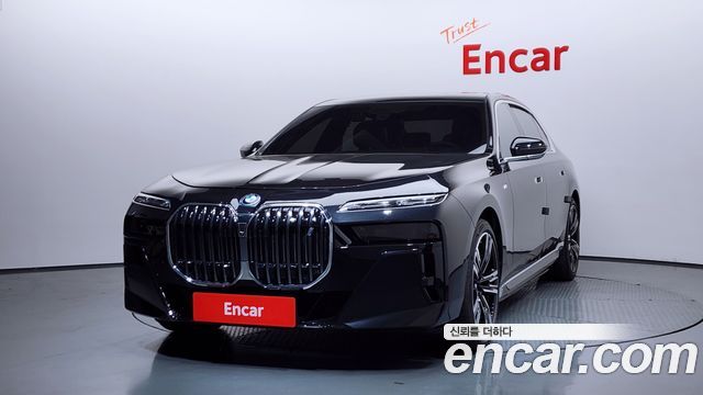 BMW i7 из Кореи Encar