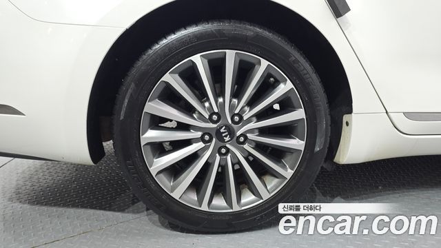 Kia K7 из Кореи Encar