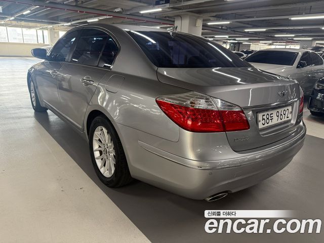 Hyundai Genesis из Кореи Encar