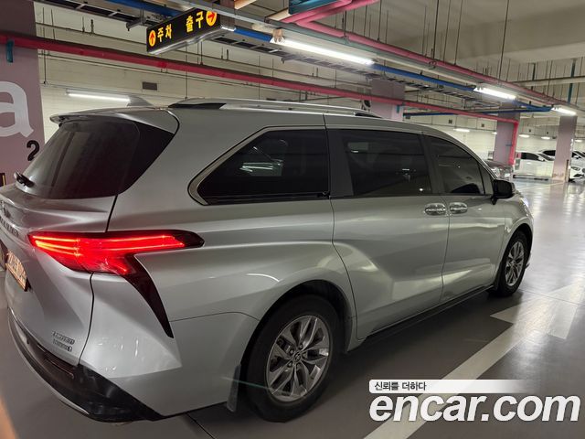 Toyota Sienna из Кореи Encar