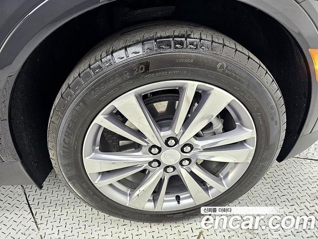 Cadillac XT5 3.6 Premium Luxury AWD — пробег 20 512 км
