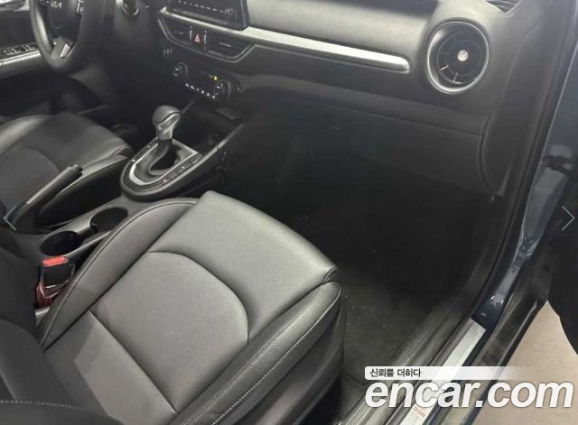 Kia K3 из Кореи Encar