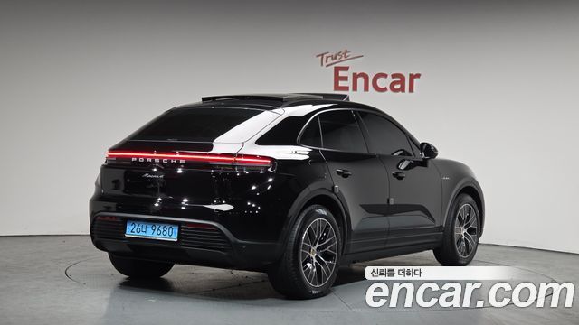 Porsche Macan из Кореи Encar