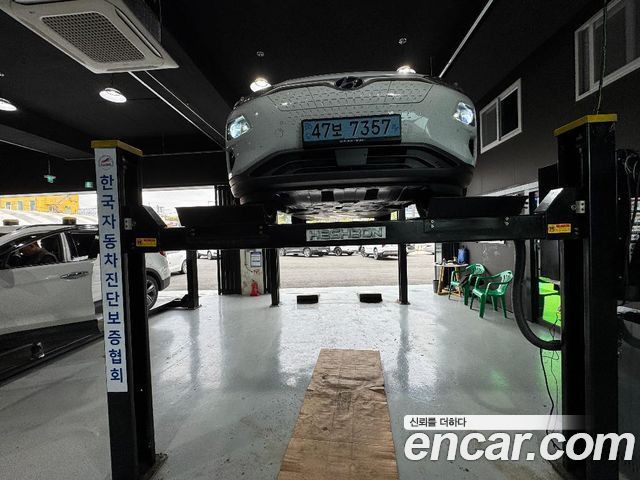 Hyundai Kona из Кореи Encar