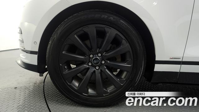 Land Rover Range Rover Velar из Кореи Encar