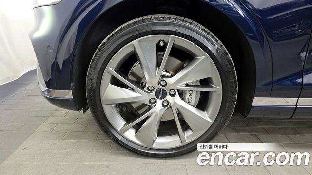 Genesis GV70 из Кореи Encar