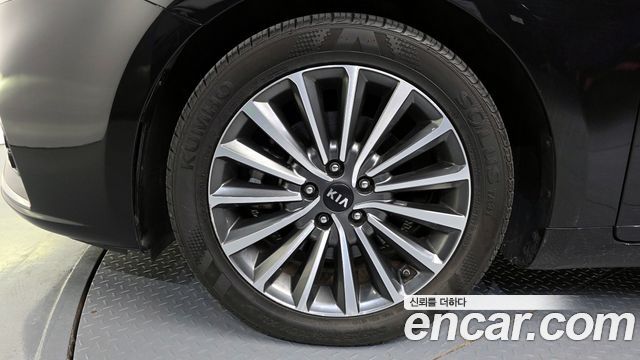 Kia K7 из Кореи Encar