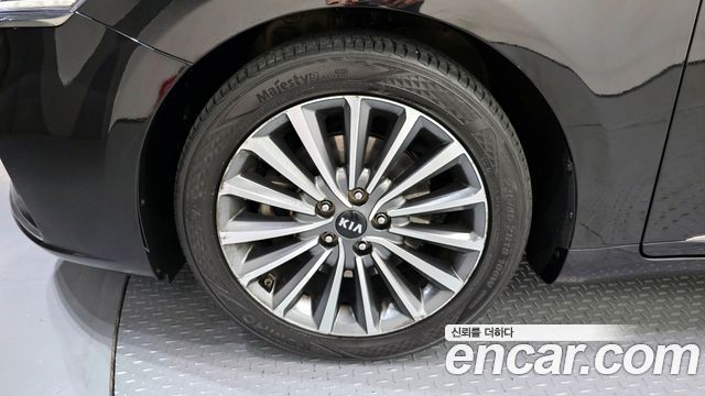 Kia K7 из Кореи Encar