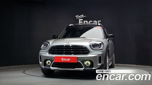 Mini Countryman Classic Plus Launch Pack 2nd Gen — пробег 23 872 км — фото 3 из 5