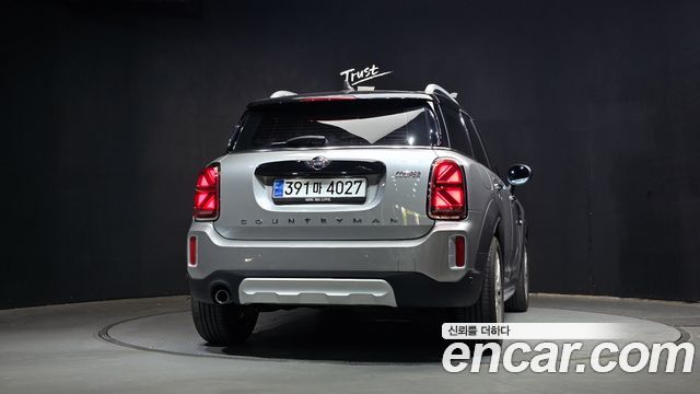 Mini Countryman Classic Plus Launch Pack 2nd Gen — пробег 23 872 км — фото 4 из 5