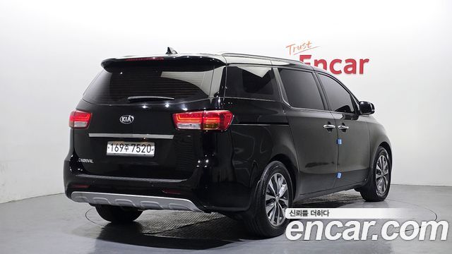 Kia Carnival из Кореи Encar