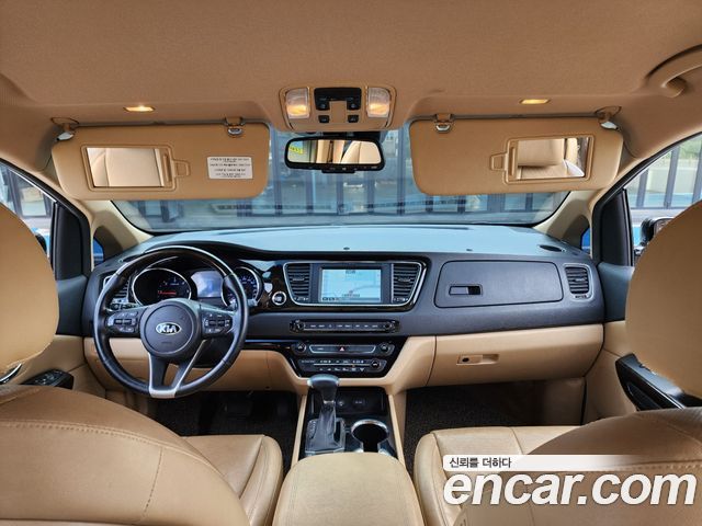 Kia Carnival из Кореи Encar
