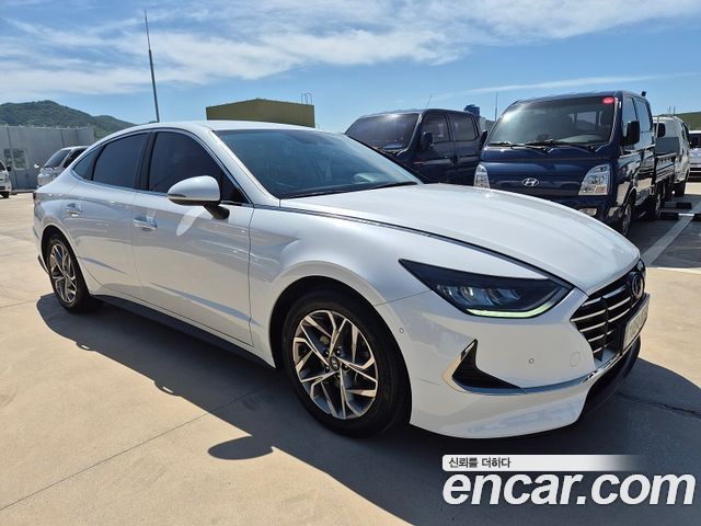 Hyundai Sonata 2.0 Premium Family — пробег 122 709 км — фото 5 из 5