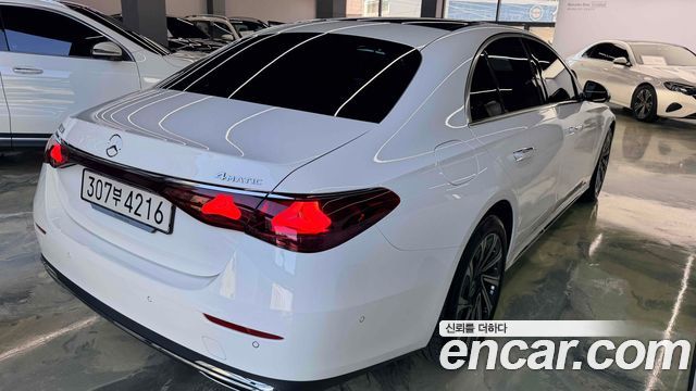 Mercedes-Benz E-Class из Кореи Encar