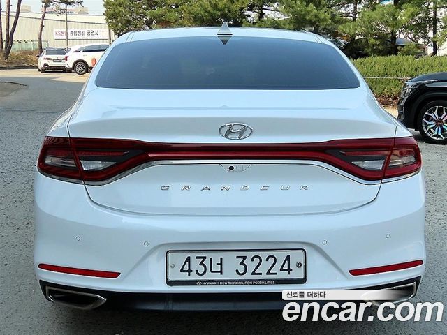 Hyundai Grandeur из Кореи Encar