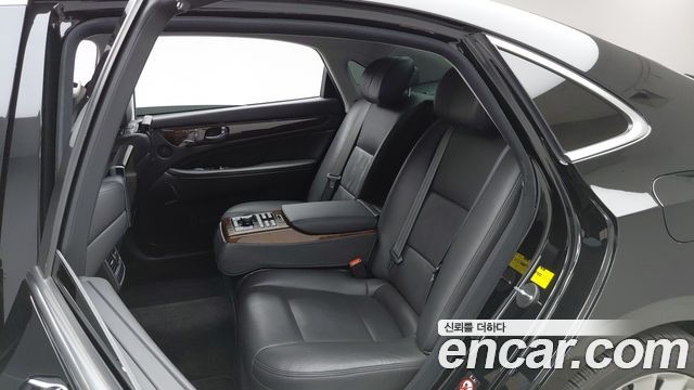 Hyundai Equus из Кореи Encar