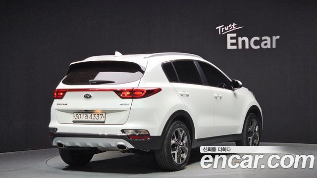 Kia Sportage из Кореи Encar