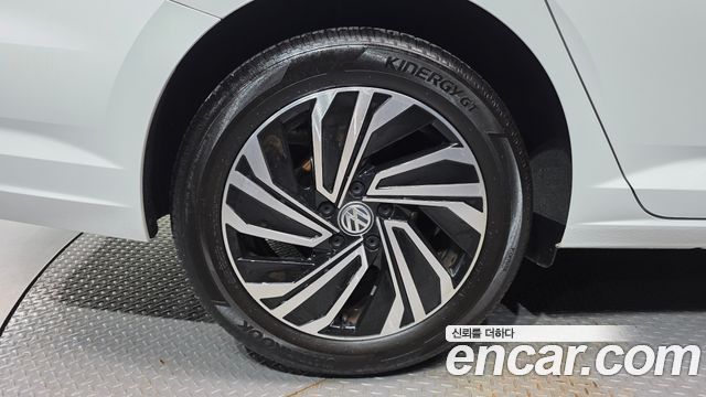 Volkswagen Jetta из Кореи Encar