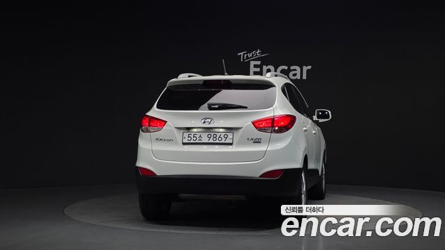 Hyundai Tucson Diesel 2WD LX20 Smart-Pack — пробег 179 279 км — фото 4 из 5