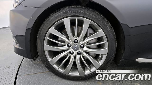 Hyundai Genesis из Кореи Encar